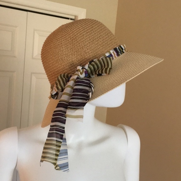 Stylish Straw Neutral Colored Hat P/A918/3 - Picture 1 of 8
